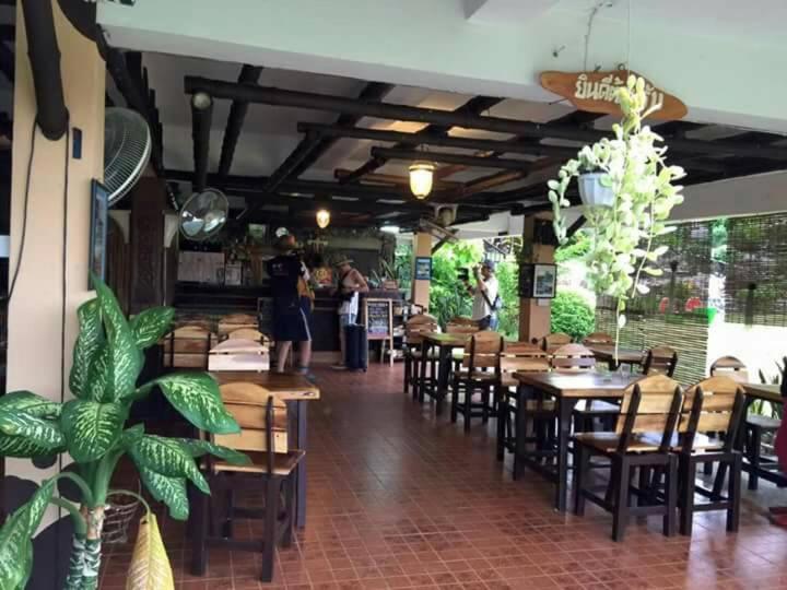 Bamboo House Resort Kanchanaburi Exterior foto
